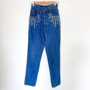 VINTAGE Studded High Rise Mom‎ Jeans